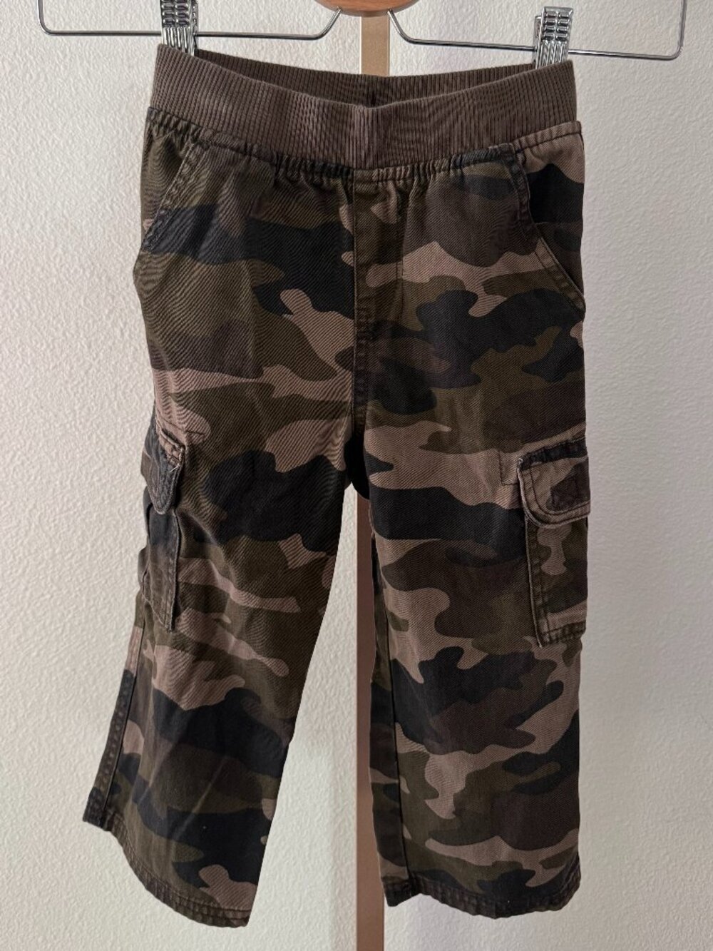 The Children's Place Camo Cargo Pants Toddler 2T Olive Green